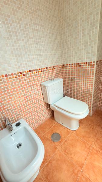 Foto 5a06212a-a6e1-4eaa-b743-9b5119a989f4. Alquiler piso se alquila bonito piso para larga temporada en vélez-málaga. en Vélez - Málaga