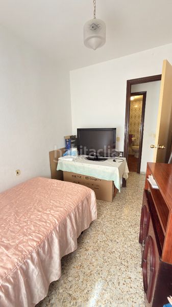 Foto fb89ce4f-5abc-41c2-a684-217ce7995490. Pis a Caleta de Velez