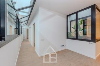 Oficina  Carrer de domènec martí i julià. Oficina o vivienda, tú decides (no dispone de cedula de habitabi