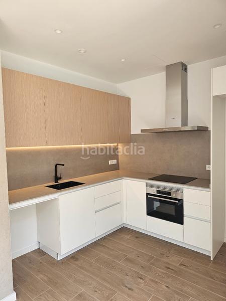 Foto 9a75f96d-ae2b-4d8e-9886-e1a108e04245. Pis amb calefacció a Centre Cornellà de Llobregat