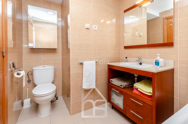 Foto 2440ff40-db8d-40af-a9f3-22ed9c808b92. Appartamento con riscaldamento parcheggio in Fontsanta-Fatjó Cornellà de Llobregat