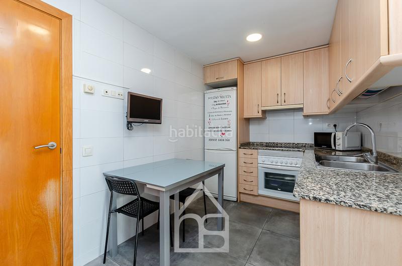 Foto 32a9db7b-0434-48c8-bfee-797d7b338f37. Appartamento con riscaldamento parcheggio in Fontsanta-Fatjó Cornellà de Llobregat