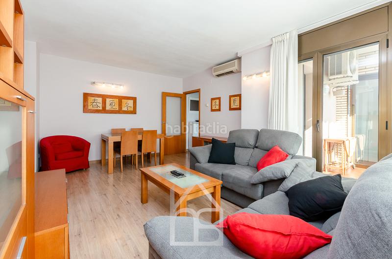 Foto 365240e6-7fc0-4c8c-be0a-7e60110f8fe4. Appartamento con riscaldamento parcheggio in Fontsanta-Fatjó Cornellà de Llobregat