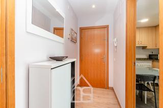 Pis  Carrer del gironès. 3 dormitorios, 2 baños - parking y trastero.