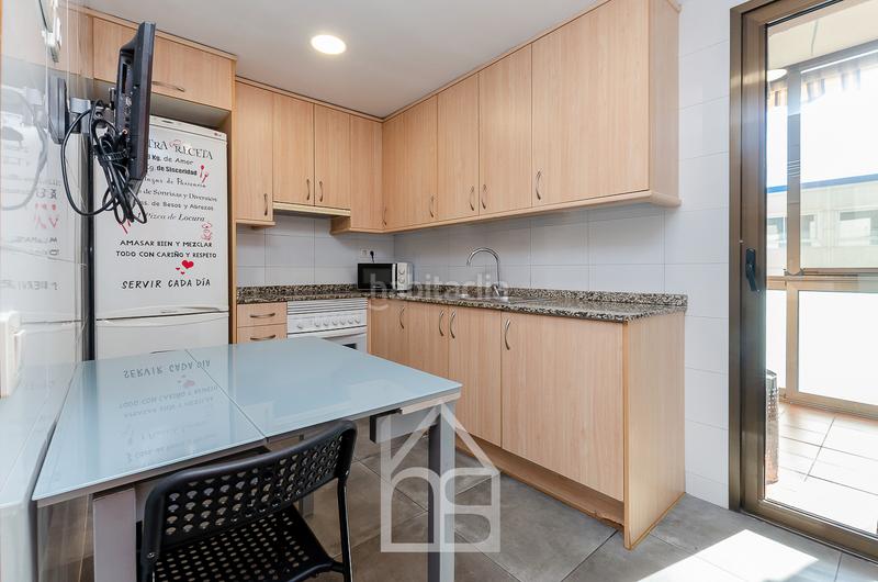 Foto 4ea15b5a-630b-46dd-896d-5b110a45b7c6. Appartamento con riscaldamento parcheggio in Fontsanta-Fatjó Cornellà de Llobregat