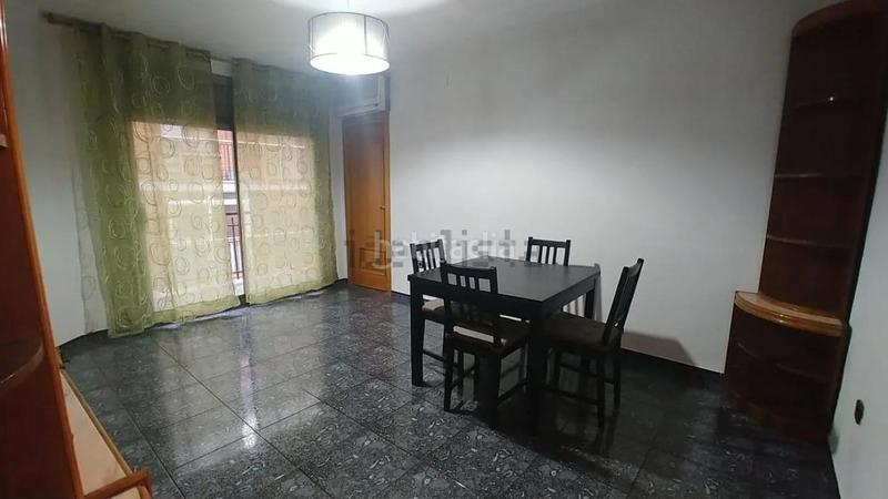 Foto f95f16b4-5518-4f24-9c44-2a73ee3f2e0c. Pis a El Pedró Cornellà de Llobregat