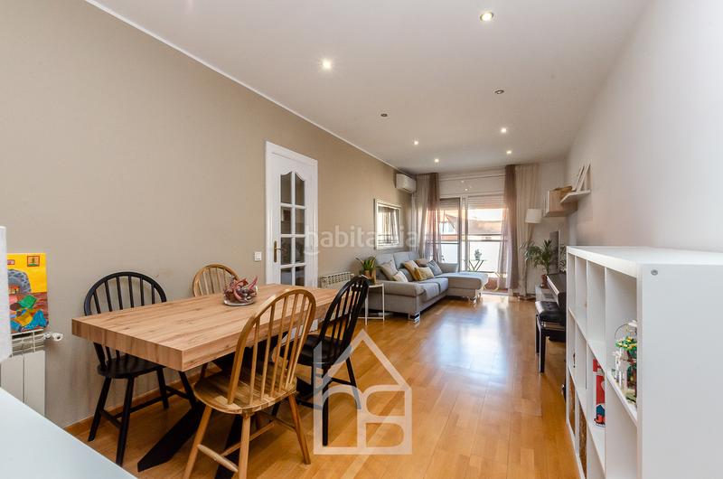 Foto 471b5ca4-af13-43a9-9d0e-40dfcdef6a74. Pis amb calefacció a Centre Cornellà de Llobregat