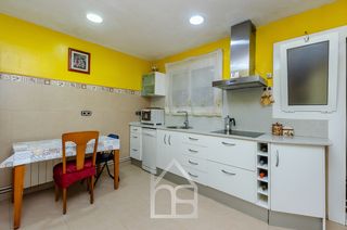 Pis  Carretera del prat. A un paso del centro comercial splau