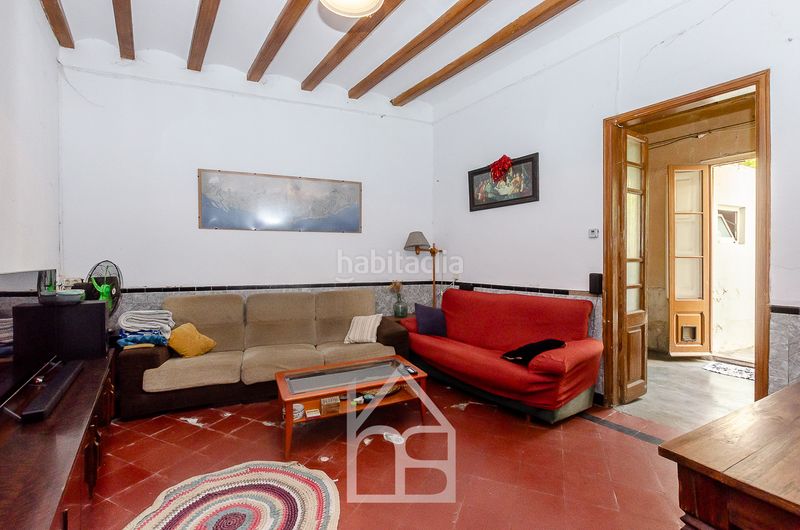 Foto 874a2033-0f72-4161-91a9-097387dd16dd. Casa adossada amb calefacció aparcament a Riera Cornellà de Llobregat