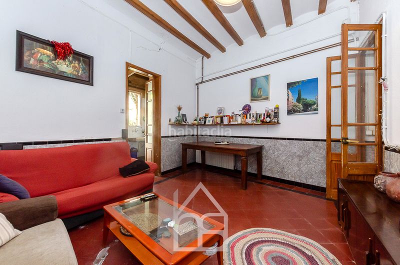 Foto 88e3e196-7bec-474e-9c2a-de9005e2c5b1. Casa adossada amb calefacció aparcament a Riera Cornellà de Llobregat