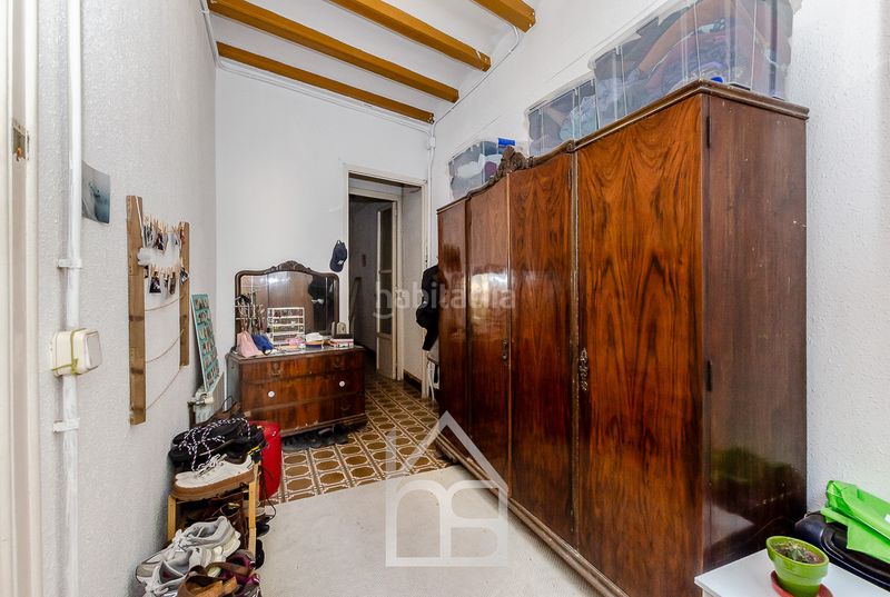 Foto a47dee71-5252-4967-a9ed-6cdc941b60bf. Casa adossada amb calefacció aparcament a Riera Cornellà de Llobregat