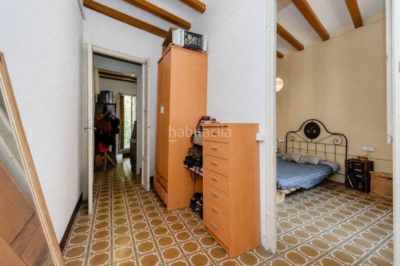 Foto b7e86ec5-288c-4f32-bd5e-631c1b746751. Casa adossada amb calefacció aparcament a Riera Cornellà de Llobregat