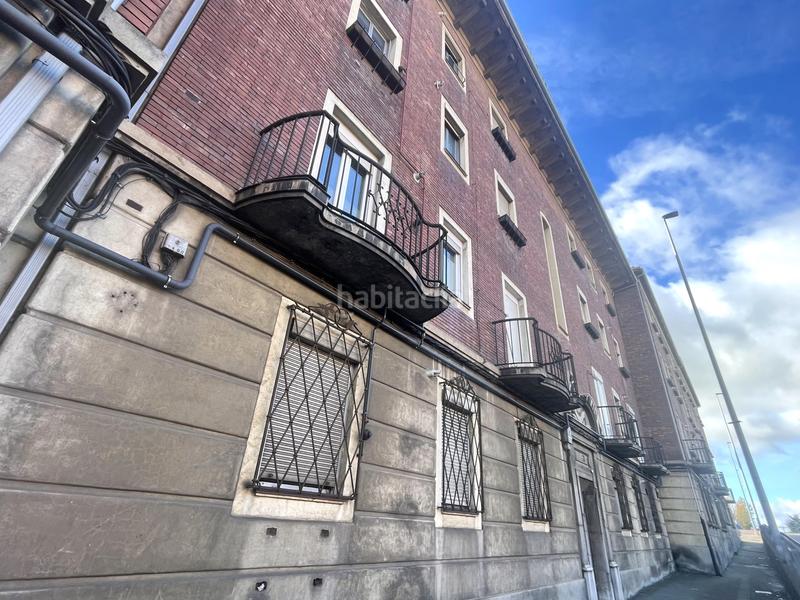 Foto 11b76628-2bdb-4e8d-b503-82757ba780bd. Etagenwohnung mit parking in La Lastra León