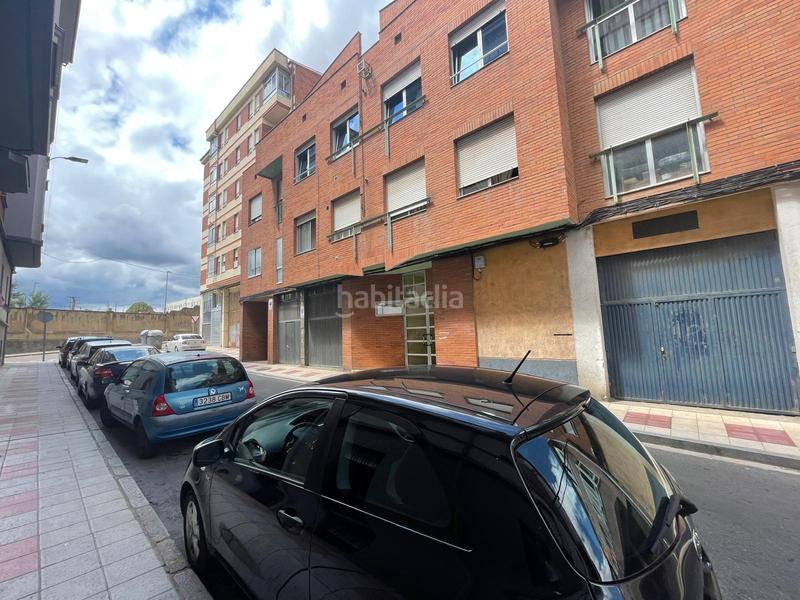 Foto c95953a0-811d-4785-9253-a59bd2fca841. Local commercial dans Las Ventas León