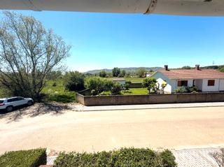 Casa adossada  Le-3622. Chalet adosado con jardn en boar