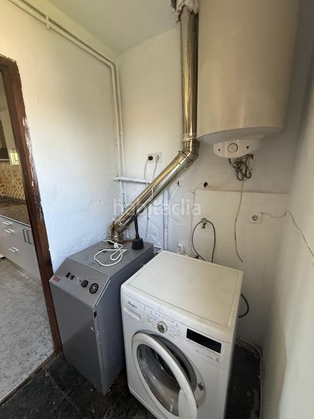 Foto 0cdfb634-d5cf-406c-ba57-4eaefae3bec5. Casa adossada amb xemeneia calefacció aparcament a Boñar