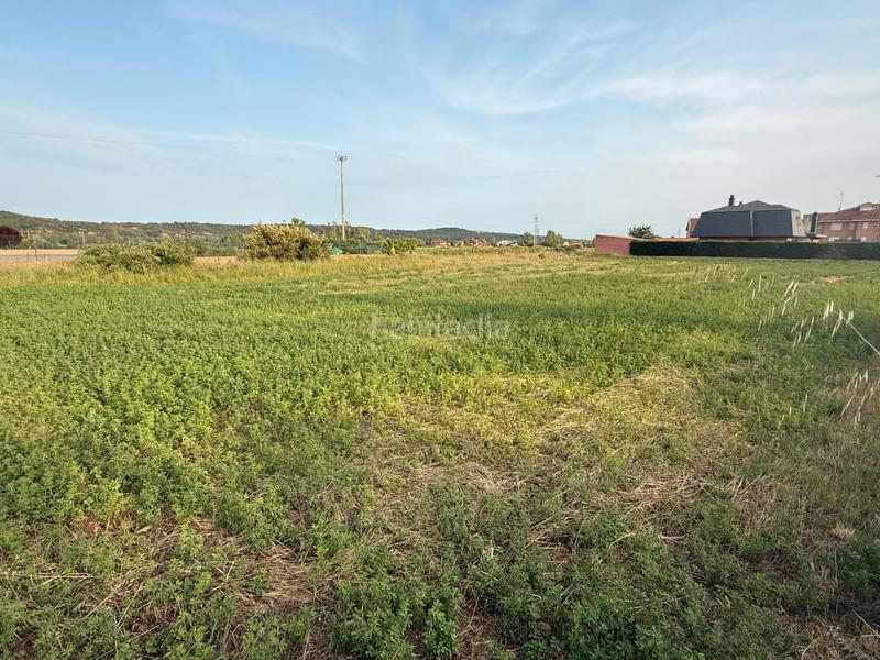 Foto 9fad2aa5-3279-4663-bc77-f46fba54663f. Terreno residenziale in carretera santander 206 in Villaquilambre
