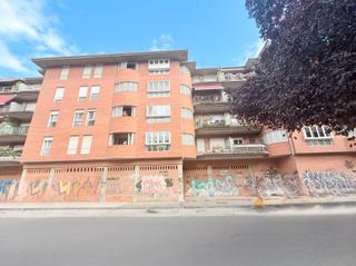 Geschäftsraum in Calle parque del temple 11. Local comercial en el parque del temple