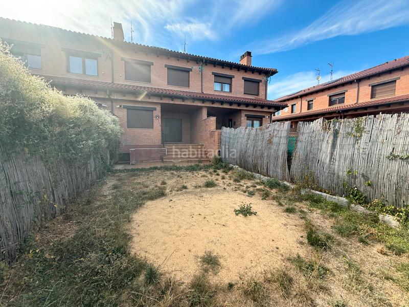 Foto 80f4196c-96ba-45ff-a339-b7c37491b785. Casa adossada a calle vegamian 2 a Garrafe de Torío