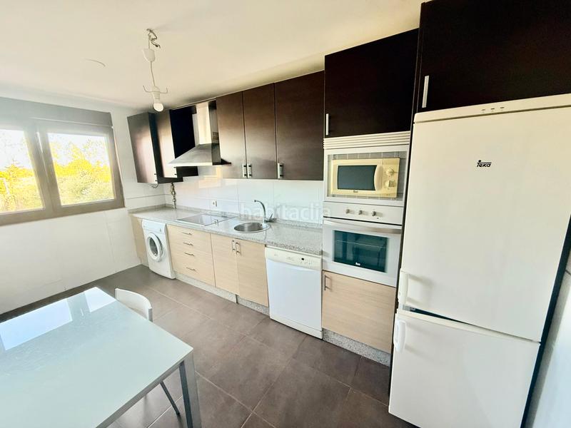 Foto fa974a20-6f27-47ed-bf7d-4cf435071e7e. Casa adossada a calle vegamian 2 a Garrafe de Torío