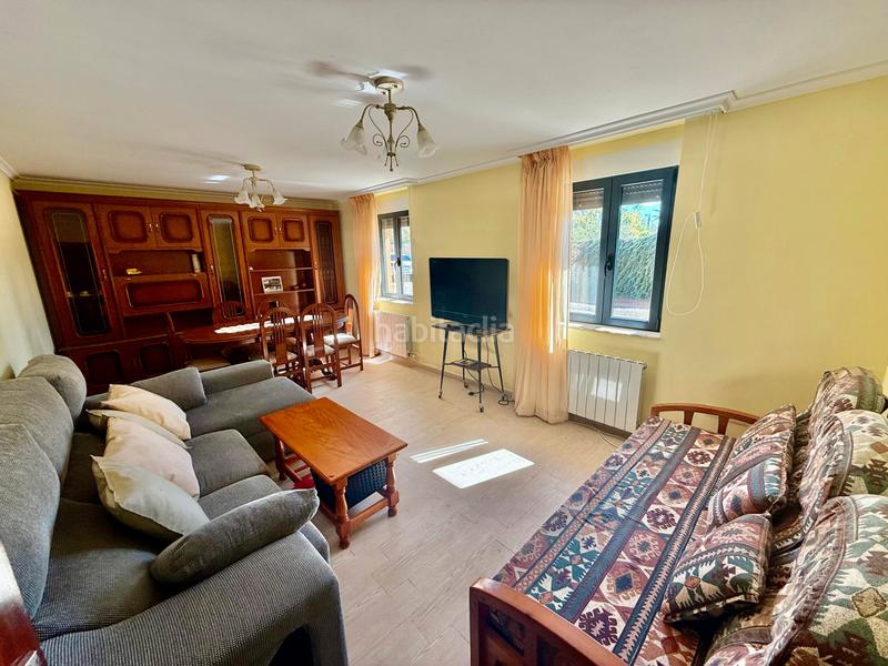 Foto b5d40c9d-dfbf-49ac-a885-8f20cf3c82ca. Casa a travesía del páramo 112 a Villadangos del Páramo