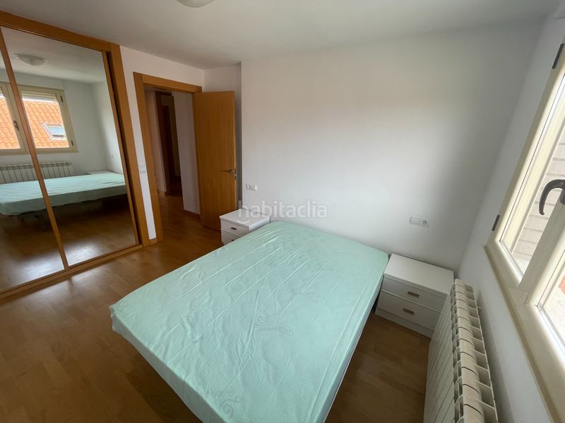 Foto 6dca4747-8833-47c7-9d84-1082ea227ff7. Dúplex en calle zarcillos 10 dúplex en Trobajo del camino