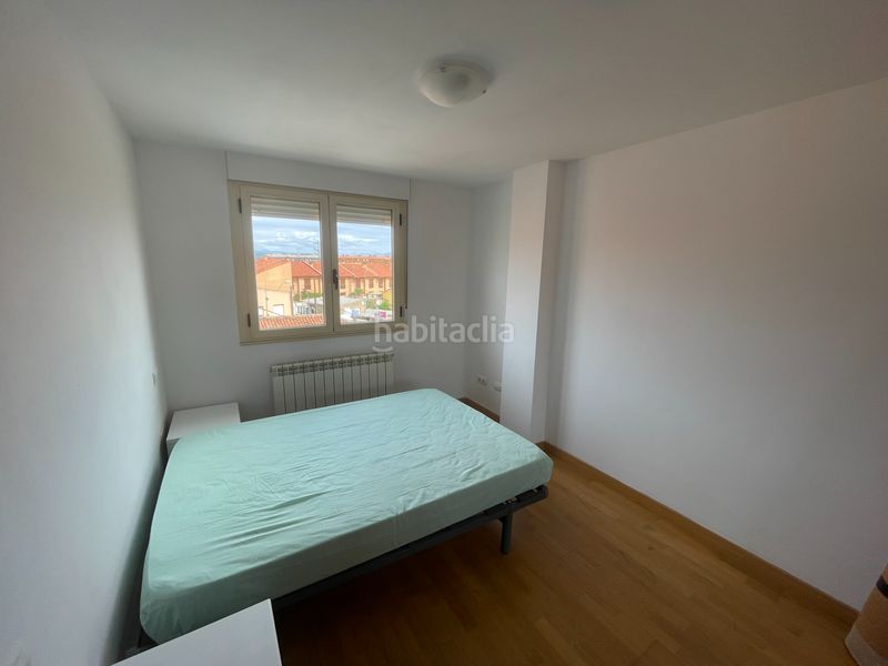Foto 8383f97a-4b14-4d72-85c1-d7a01ad231eb. Dúplex en calle zarcillos 10 dúplex en Trobajo del camino