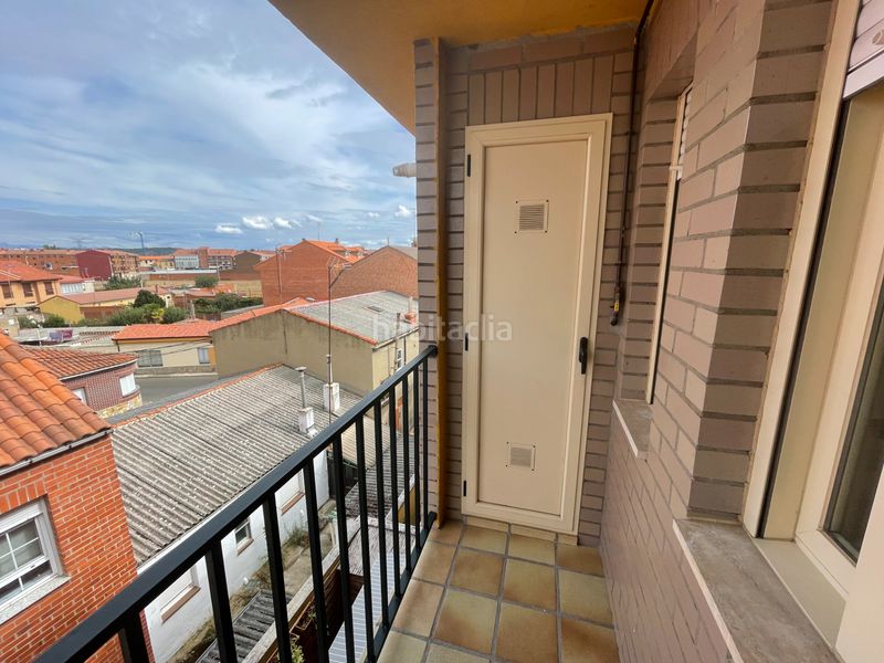 Foto 852b95e4-065b-4069-ac14-66bd70c372ac. Dúplex en calle zarcillos 10 dúplex en Trobajo del camino
