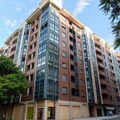 Pis  Calle fray luis de león. Piso junto al corte inglés