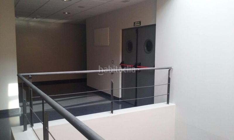 Foto bdc9863b-35fe-4675-b9be-56d6355f84d3. Bureau avec parking dans Cabanillas del Campo