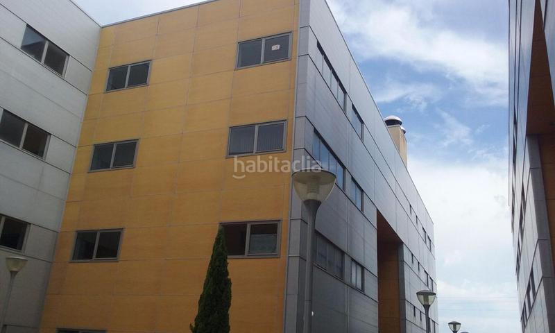 Foto f501379e-37b7-4076-9ce3-deb2f45e7d51. Bureau avec parking dans Cabanillas del Campo