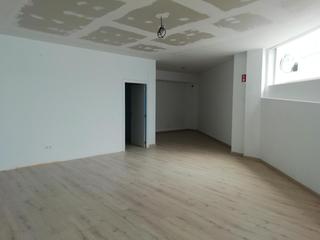 Business premise in Alamín