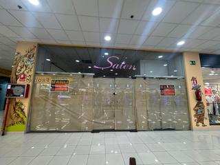 Business premise in Estrada de Castela