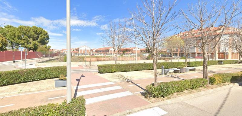 Foto 8aca1cd8-97a4-43dc-bb3f-f347dc145461. Terreny residencial a Alovera