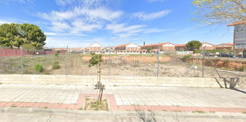 Foto f0059f44-f468-49e9-a647-0e5c0dd73964. Terreny residencial a Alovera