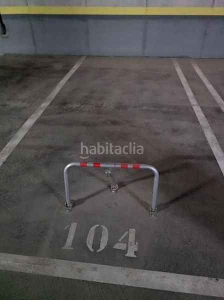 Foto f4ec1111-9fbe-4e20-9a45-3bb051f68f1a. Aparcament cotxe a Estación-Manantiales Guadalajara