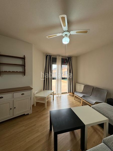 Foto 27343610-8eb7-42b7-ba4f-ab528a2d0947. Dúplex  zona centro en Torrejón del Rey