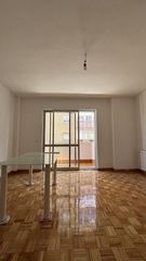 Flat  De santander. Venta tres dormitorios con garaje