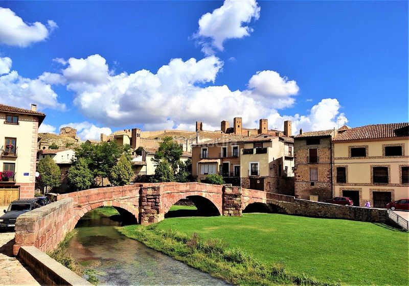 Foto e160affe-feed-43a0-aa3d-0fcc4d596d23. Casa a Molina de Aragón