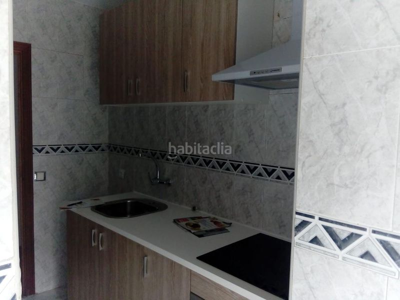 Foto b3a5b86b-cd73-49cc-8800-68a6222ed1c6. Pis amb calefacció aparcament a Casco Histórico Guadalajara