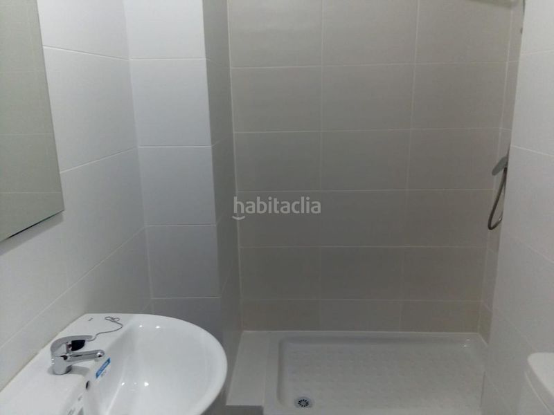 Foto ca4ac2d8-9686-4862-aefd-4aeebd9f4f8c. Pis amb calefacció aparcament a Casco Histórico Guadalajara