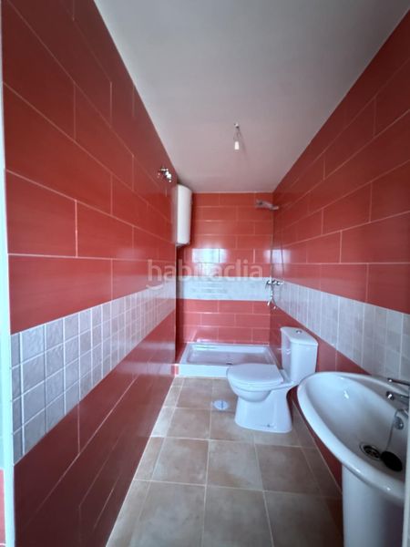 Foto 14ad7bbc-2c2b-44a9-9ab7-ffdaca2f83f4. Reihenhaus mit heizung in Albalate de Zorita