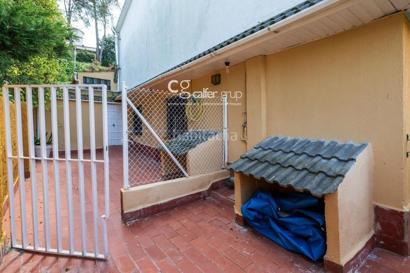 Foto cfb94c7c-731f-4fb3-bb3c-c2c8ce8ddbb9. Xalet amb aparcament piscina a Cervelló