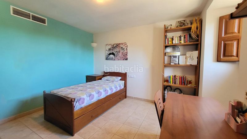 Foto 364faf48-c5a9-42a1-9b5b-e9e10f4e1918. Masia amb aparcament piscina a Santa María del Camí