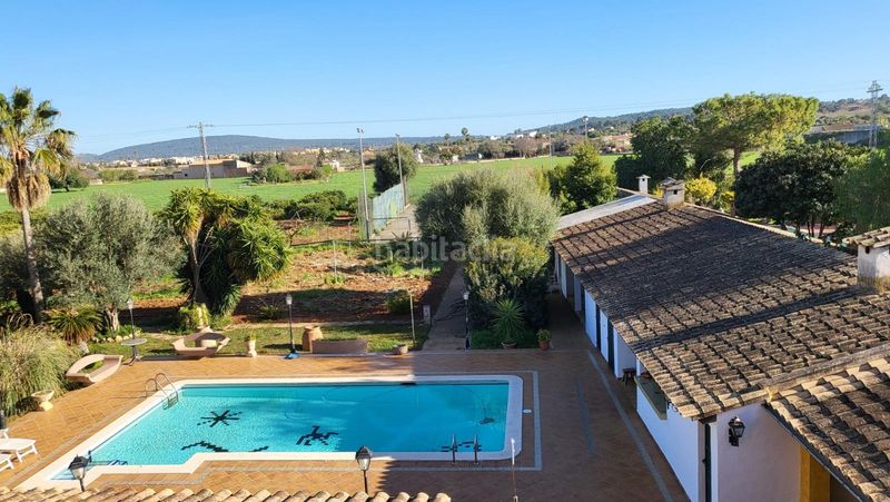 Foto b0348807-21c5-4f08-9949-899f7711b617. Masia amb aparcament piscina a Santa María del Camí