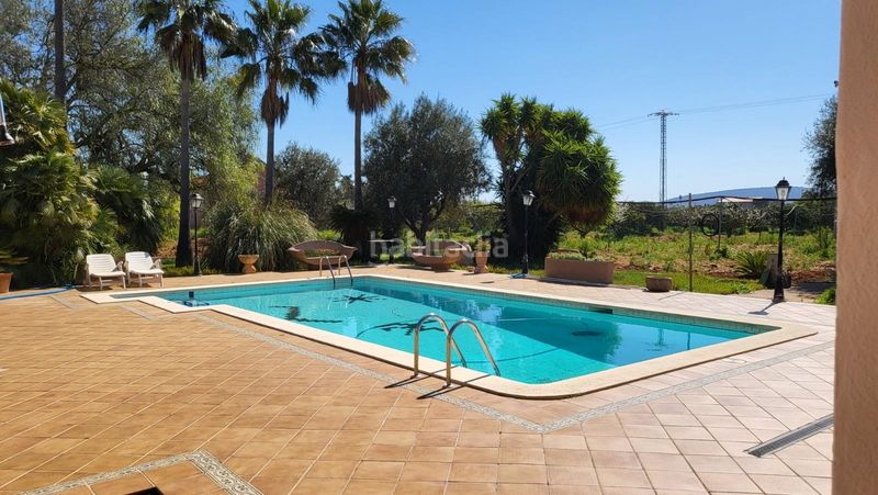 Foto e4c0ccd9-e8ee-4618-8caf-cd45b254772f. Masia amb aparcament piscina a Santa María del Camí