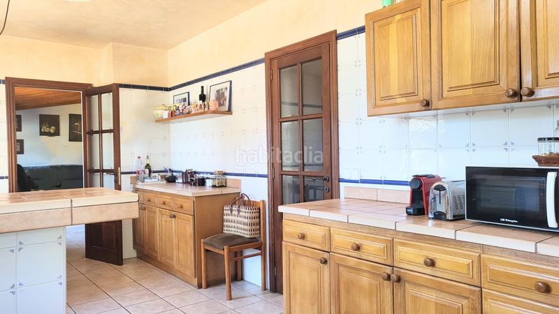 Foto fc0e7969-f385-4147-b51a-0c1b003b82da. Masia amb aparcament piscina a Santa María del Camí