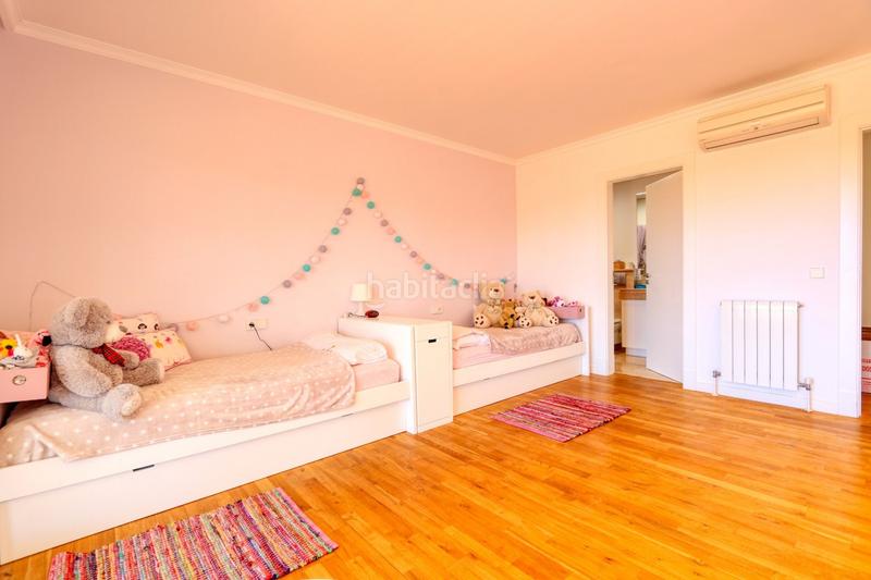 Foto 141ea3fa-f1ad-4e3b-ae12-9cb960dfd6e0. Alquiler chalet fantástica villa en alquiler en bendinat en Calvià