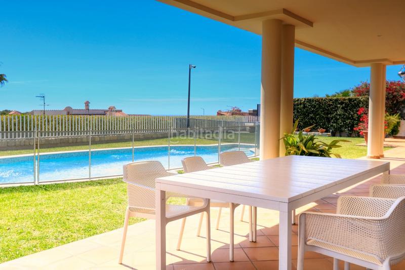 Foto ff226039-ca2d-4bc6-aa2b-3f062cd28e97. Alquiler chalet fantástica villa en alquiler en bendinat en Calvià