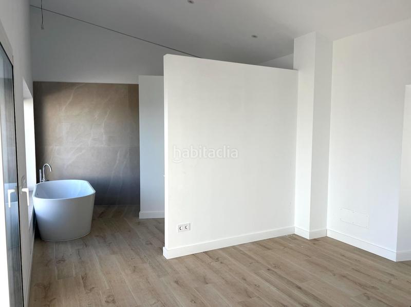 Foto 43ad84cc-1dff-416b-b5f1-dc2f4d5b3266. Location appartement dans Selva